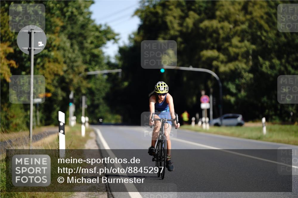 07.09.2025 - 19. Norderstedt Triathlon Michael Burmester http://msf.ph/oto/8845297 07.09.2025 10:48:01 Radfahren 653 meine-sportfotos.de