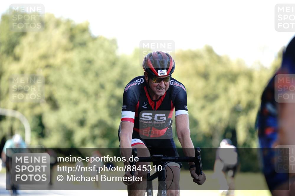 07.09.2025 - 19. Norderstedt Triathlon Michael Burmester http://msf.ph/oto/8845310 07.09.2025 16:04:30 Radfahren 493, 544, 870, 1435, 1464 meine-sportfotos.de