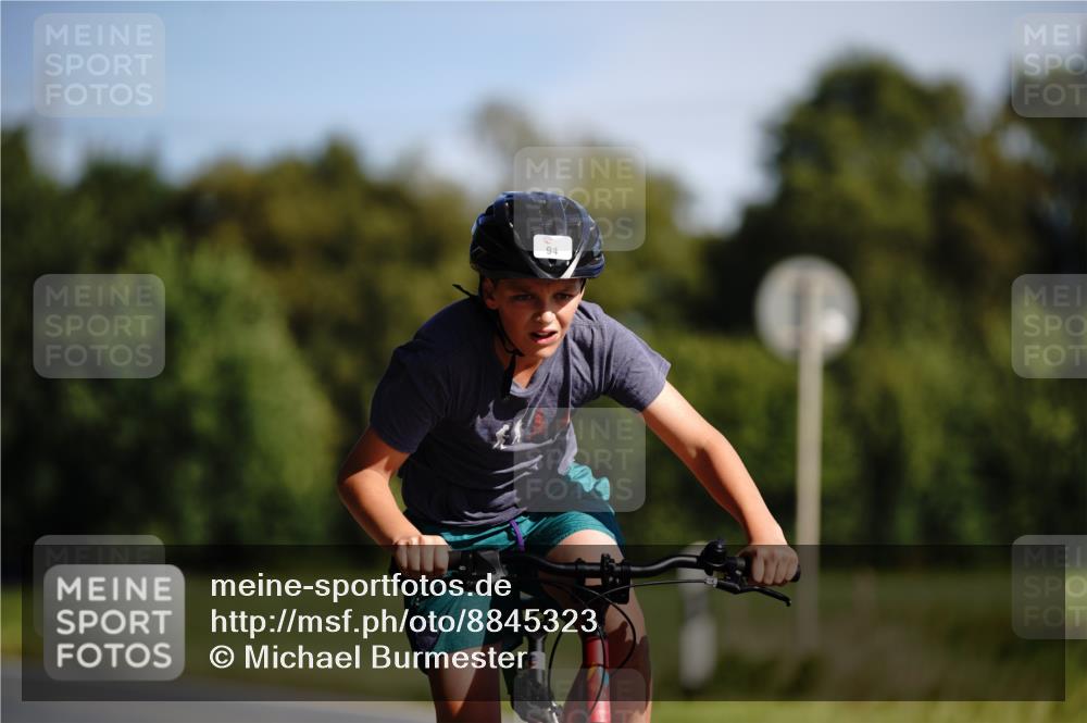 07.09.2025 - 19. Norderstedt Triathlon Michael Burmester http://msf.ph/oto/8845323 07.09.2025 10:51:37 Radfahren 94, 116 meine-sportfotos.de