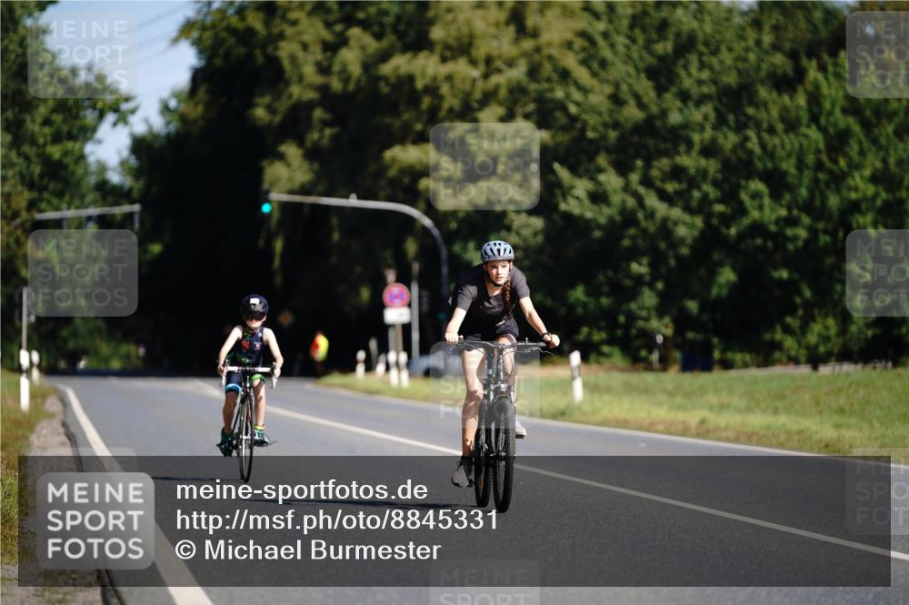 07.09.2025 - 19. Norderstedt Triathlon Michael Burmester http://msf.ph/oto/8845331 07.09.2025 10:52:17 Radfahren  meine-sportfotos.de