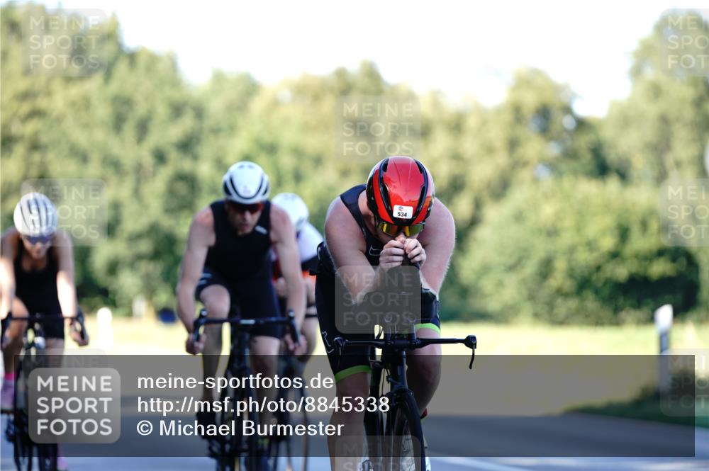 07.09.2025 - 19. Norderstedt Triathlon Michael Burmester http://msf.ph/oto/8845338 07.09.2025 16:04:40 Radfahren 534, 547, 940, 949, 1063, 1410, 1448, 1577, 1620 meine-sportfotos.de
