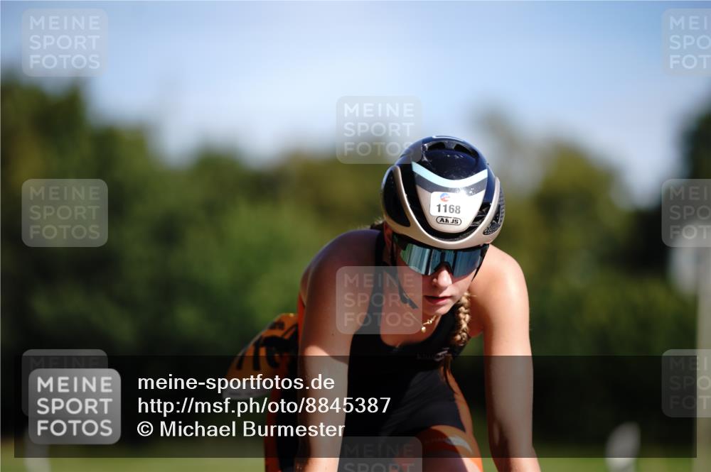 07.09.2025 - 19. Norderstedt Triathlon Michael Burmester http://msf.ph/oto/8845387 07.09.2025 11:03:15 Radfahren 1168 meine-sportfotos.de