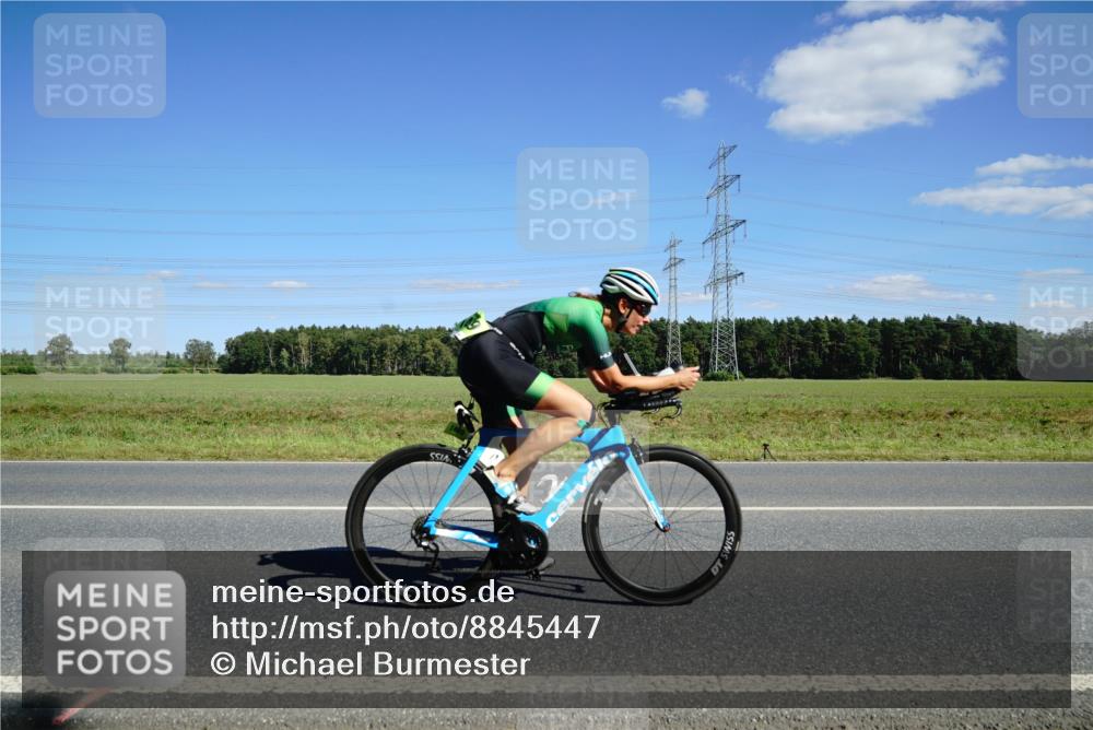 07.09.2025 - 19. Norderstedt Triathlon Michael Burmester http://msf.ph/oto/8845447 07.09.2025 15:00:53 Radfahren 439, 1489 meine-sportfotos.de