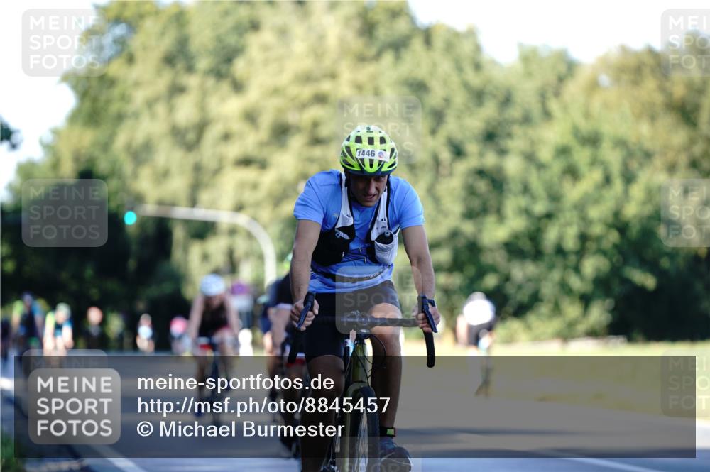 07.09.2025 - 19. Norderstedt Triathlon Michael Burmester http://msf.ph/oto/8845457 07.09.2025 16:05:24 Radfahren 466, 525, 546, 897, 1053, 1091, 1446 meine-sportfotos.de