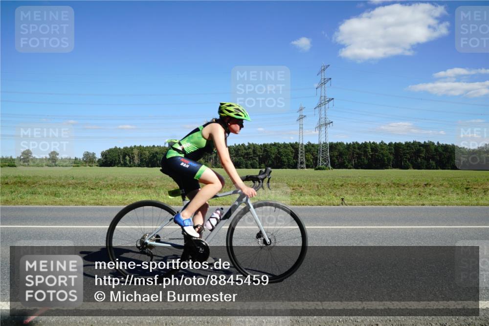 07.09.2025 - 19. Norderstedt Triathlon Michael Burmester http://msf.ph/oto/8845459 07.09.2025 15:01:08 Radfahren 455, 1484 meine-sportfotos.de