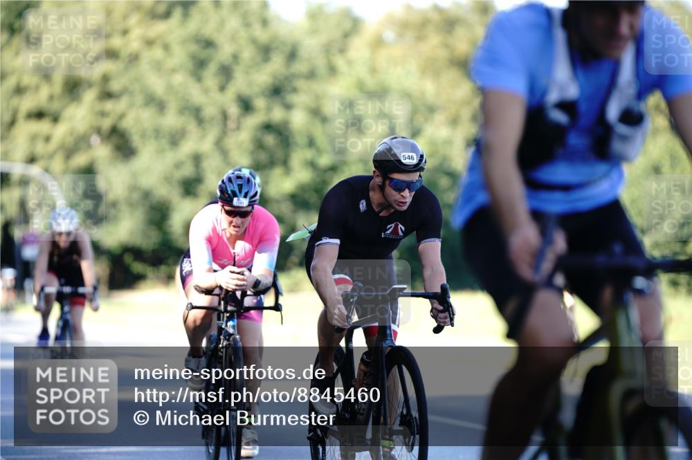 07.09.2025 - 19. Norderstedt Triathlon Michael Burmester http://msf.ph/oto/8845460 07.09.2025 16:05:25 Radfahren 466, 525, 546, 897, 1053, 1072, 1091, 1446 meine-sportfotos.de