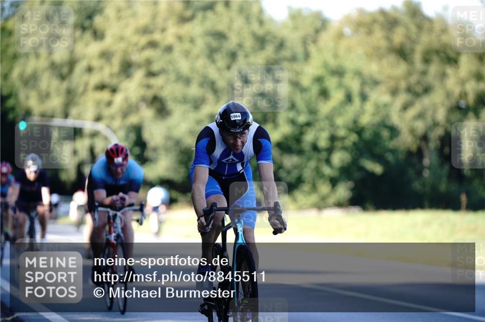 07.09.2025 - 19. Norderstedt Triathlon Michael Burmester http://msf.ph/oto/8845511 07.09.2025 16:05:33 Radfahren 923, 1084, 1092, 1411, 1549, 1550, 1564, 1631 meine-sportfotos.de