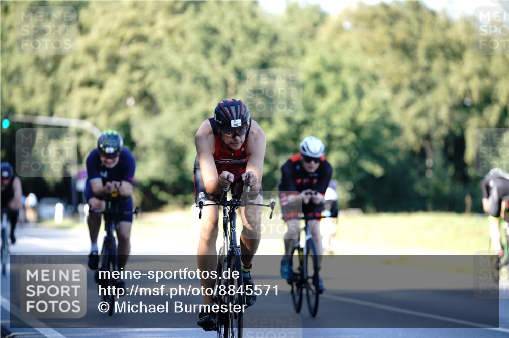 07.09.2025 - 19. Norderstedt Triathlon Michael Burmester http://msf.ph/oto/8845571 07.09.2025 16:05:40 Radfahren 362, 521, 864, 903, 929, 1569, 1603, 1630 meine-sportfotos.de