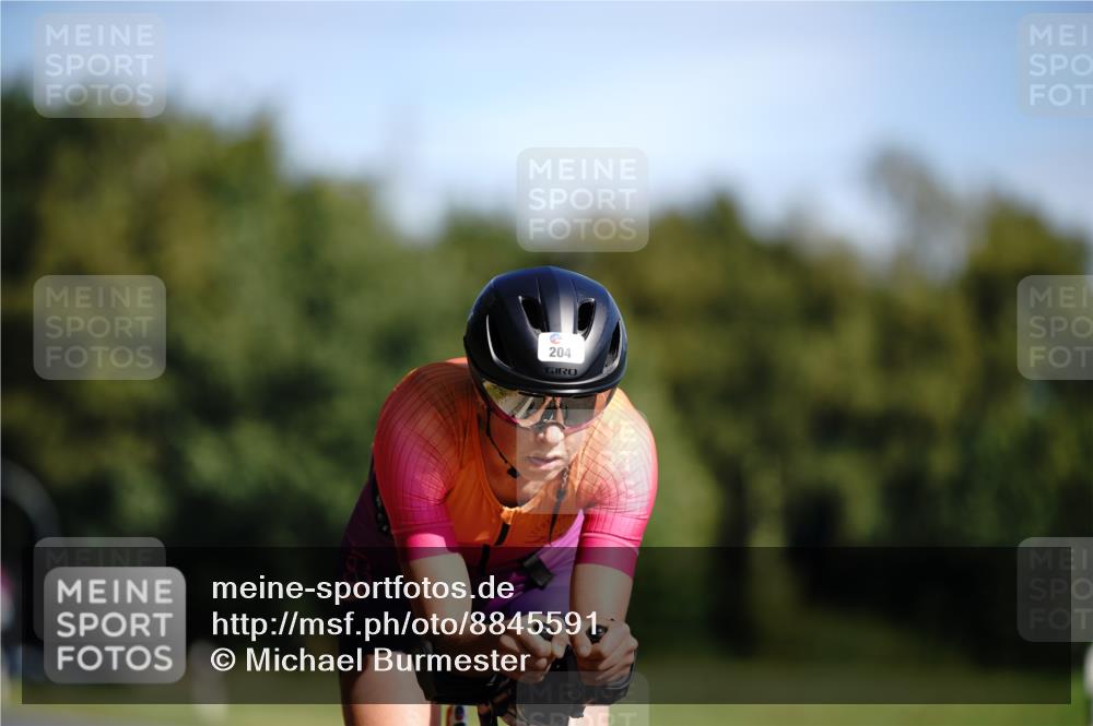 07.09.2025 - 19. Norderstedt Triathlon Michael Burmester http://msf.ph/oto/8845591 07.09.2025 11:06:03 Radfahren 204, 1167 meine-sportfotos.de