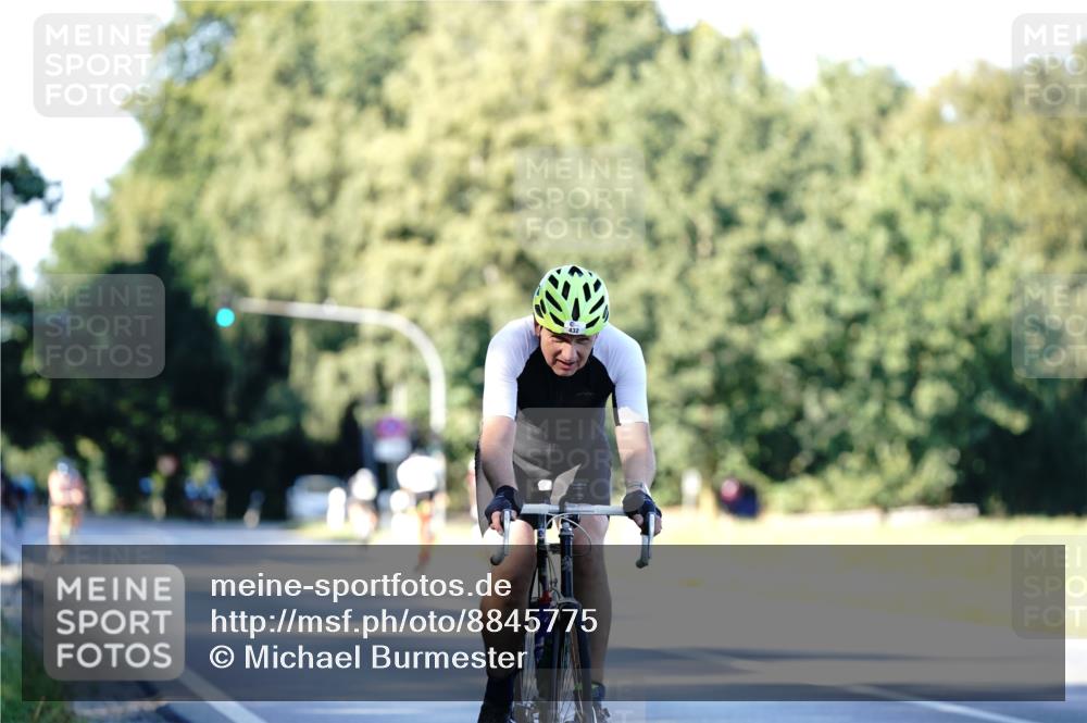 07.09.2025 - 19. Norderstedt Triathlon Michael Burmester http://msf.ph/oto/8845775 07.09.2025 16:06:38 Radfahren 432, 1107 meine-sportfotos.de