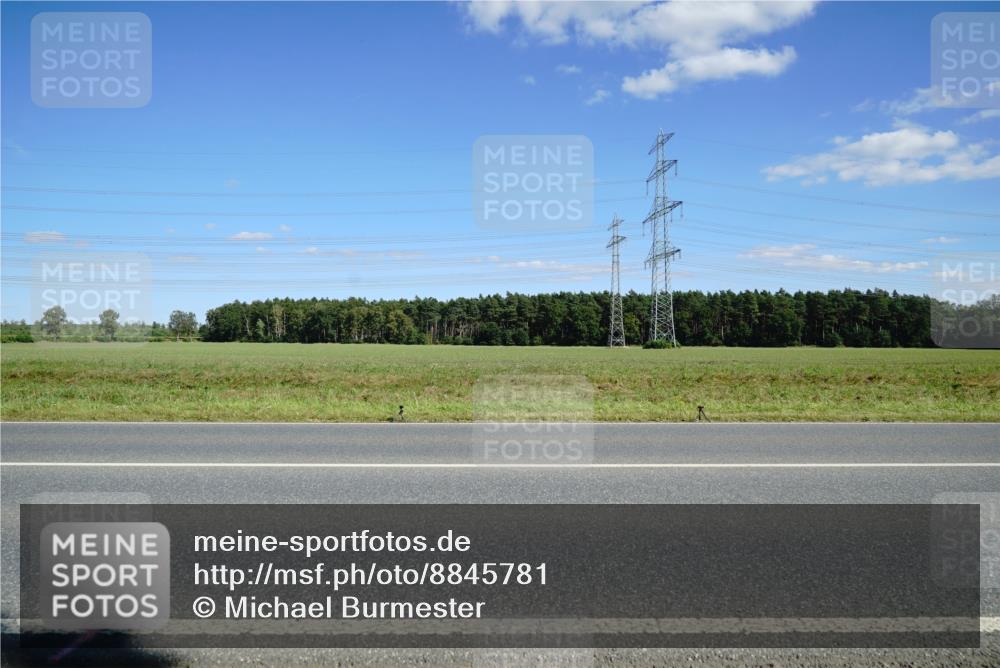 07.09.2025 - 19. Norderstedt Triathlon Michael Burmester http://msf.ph/oto/8845781 07.09.2025 15:04:38 Radfahren  meine-sportfotos.de