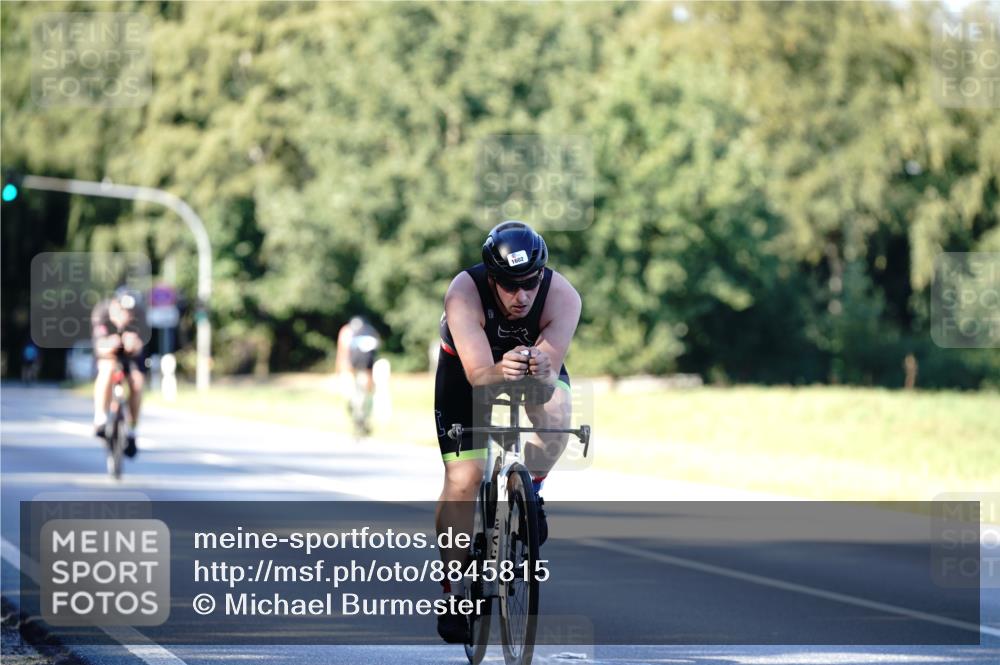 07.09.2025 - 19. Norderstedt Triathlon Michael Burmester http://msf.ph/oto/8845815 07.09.2025 16:06:59 Radfahren 1418, 1528, 1602 meine-sportfotos.de