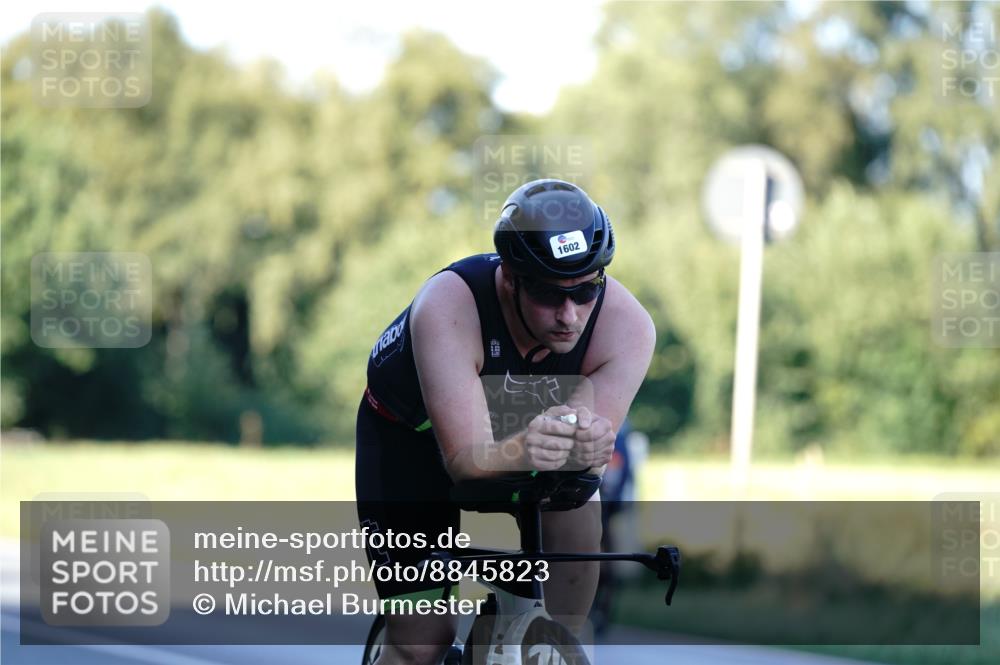 07.09.2025 - 19. Norderstedt Triathlon Michael Burmester http://msf.ph/oto/8845823 07.09.2025 16:07:00 Radfahren 950, 1418, 1528, 1602 meine-sportfotos.de