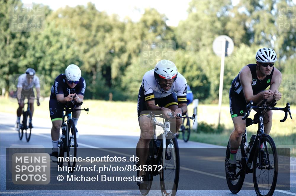 07.09.2025 - 19. Norderstedt Triathlon Michael Burmester http://msf.ph/oto/8845872 07.09.2025 16:07:06 Radfahren 492, 552, 866, 950, 1094, 1400, 1407, 1555, 1574, 1588, 1601 meine-sportfotos.de