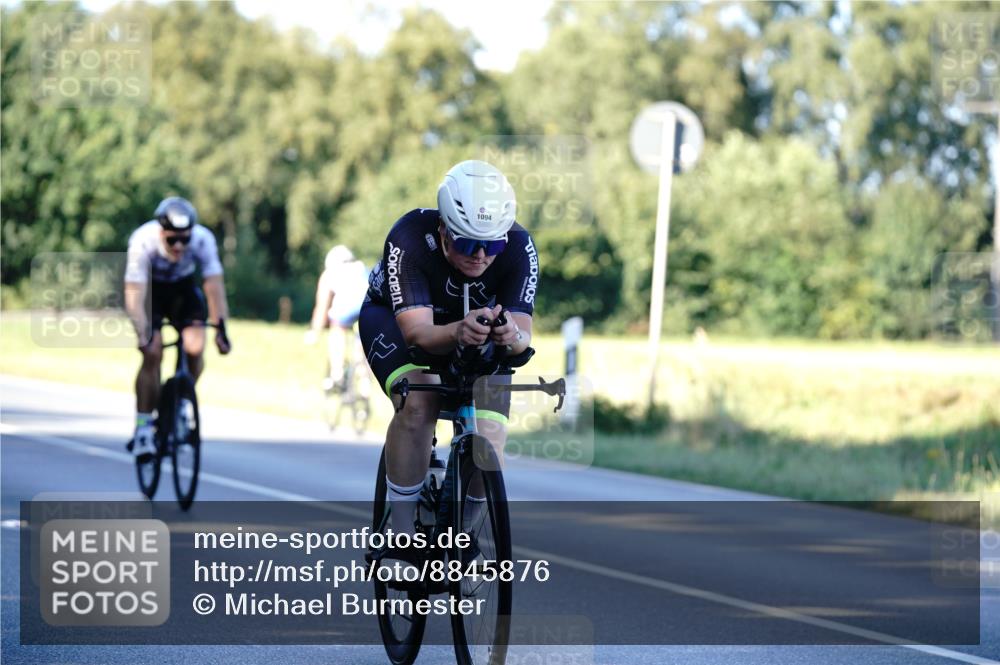 07.09.2025 - 19. Norderstedt Triathlon Michael Burmester http://msf.ph/oto/8845876 07.09.2025 16:07:07 Radfahren 492, 552, 866, 952, 1094, 1400, 1407, 1555, 1574, 1588, 1589, 1601 meine-sportfotos.de