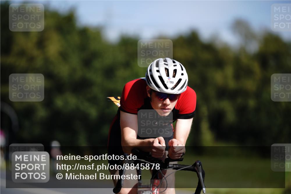 07.09.2025 - 19. Norderstedt Triathlon Michael Burmester http://msf.ph/oto/8845878 07.09.2025 11:10:34 Radfahren 1199 meine-sportfotos.de