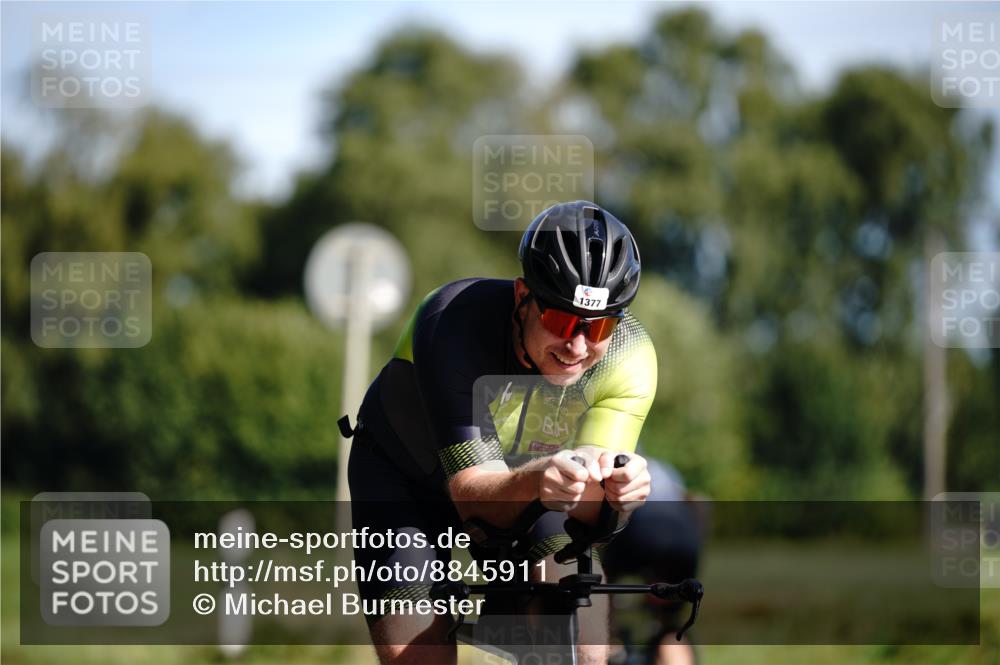 07.09.2025 - 19. Norderstedt Triathlon Michael Burmester http://msf.ph/oto/8845911 07.09.2025 11:11:00 Radfahren 199, 1153, 1184, 1377 meine-sportfotos.de