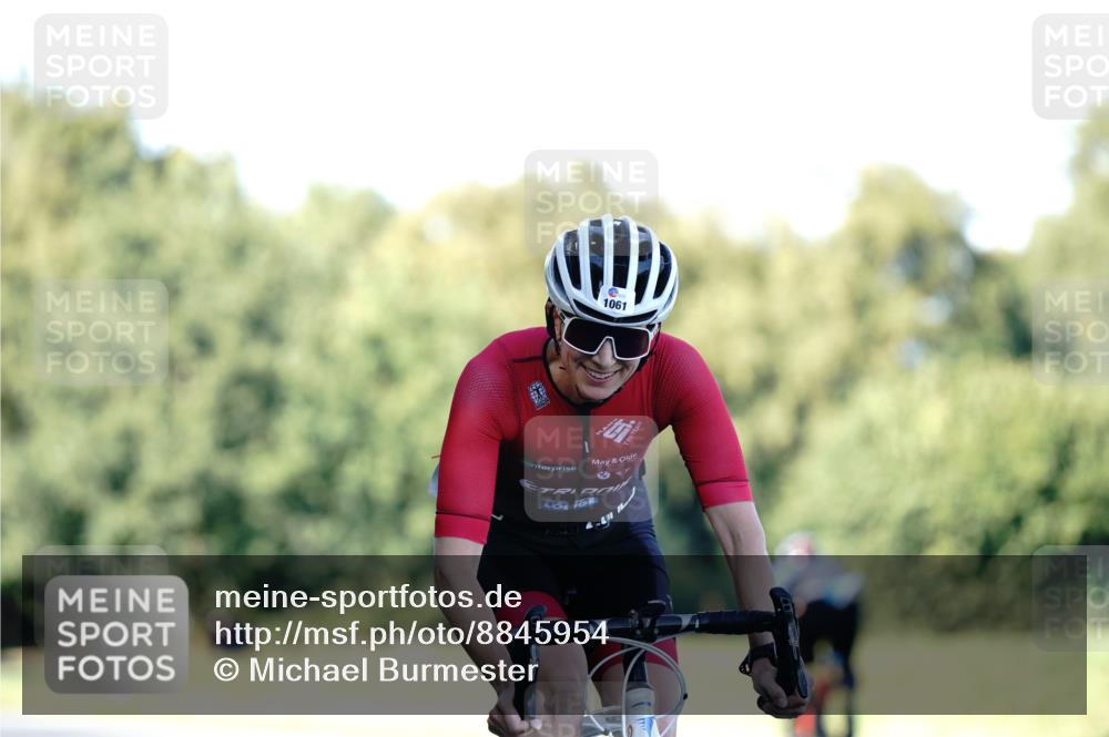07.09.2025 - 19. Norderstedt Triathlon Michael Burmester http://msf.ph/oto/8845954 07.09.2025 16:07:26 Radfahren 1061, 1513, 1580 meine-sportfotos.de