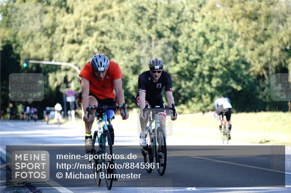 07.09.2025 - 19. Norderstedt Triathlon Michael Burmester http://msf.ph/oto/8845961 07.09.2025 16:07:27 Radfahren 1061, 1513, 1580 meine-sportfotos.de
