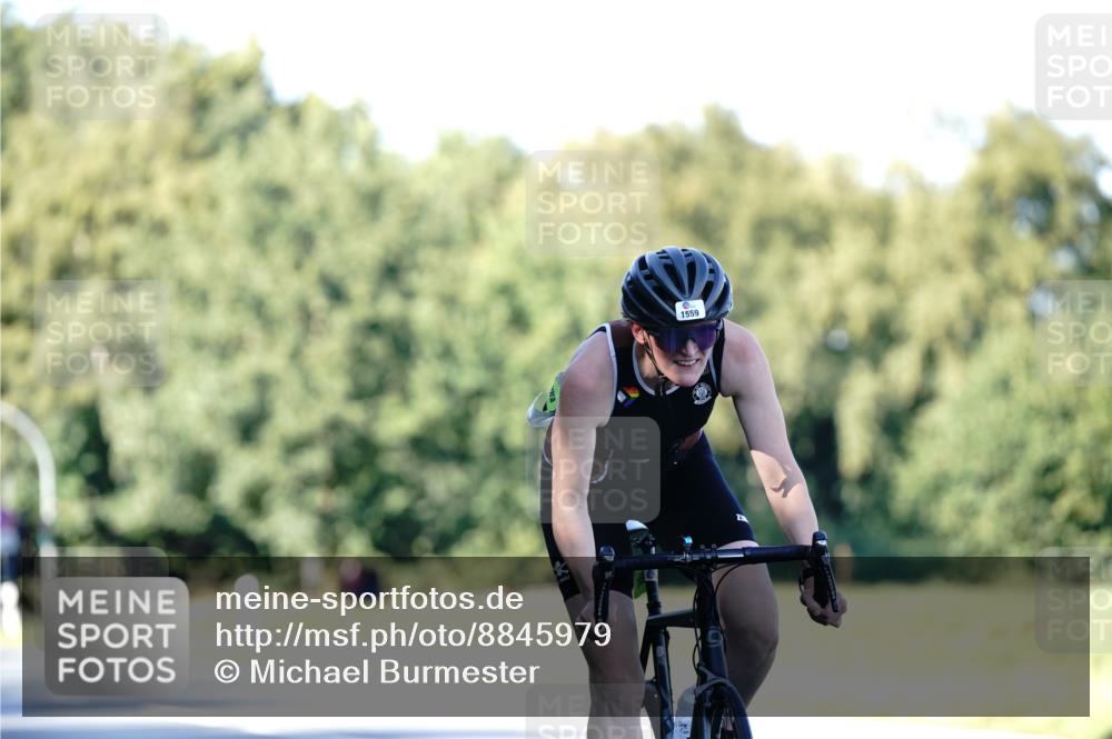 07.09.2025 - 19. Norderstedt Triathlon Michael Burmester http://msf.ph/oto/8845979 07.09.2025 16:07:34 Radfahren 1559 meine-sportfotos.de