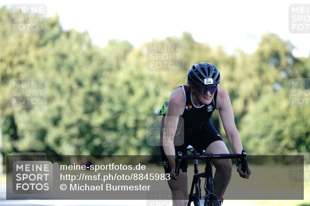 07.09.2025 - 19. Norderstedt Triathlon Michael Burmester http://msf.ph/oto/8845983 07.09.2025 16:07:34 Radfahren 1559 meine-sportfotos.de