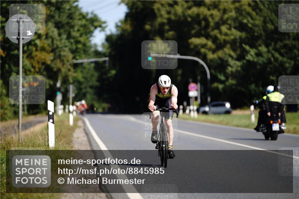 07.09.2025 - 19. Norderstedt Triathlon Michael Burmester http://msf.ph/oto/8845985 07.09.2025 11:12:21 Radfahren 1157, 1236 meine-sportfotos.de