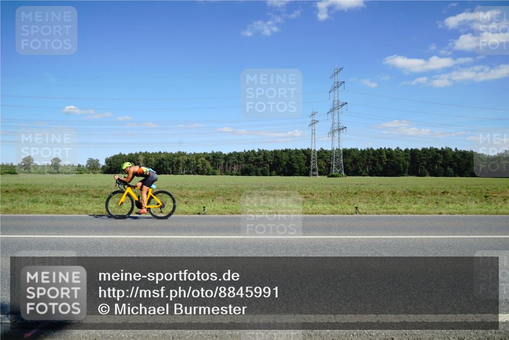 07.09.2025 - 19. Norderstedt Triathlon Michael Burmester http://msf.ph/oto/8845991 07.09.2025 15:07:19 Radfahren 1466, 1492, 1508 meine-sportfotos.de