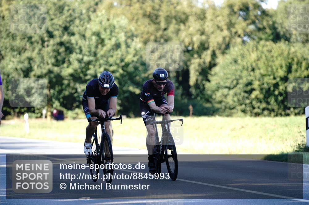 07.09.2025 - 19. Norderstedt Triathlon Michael Burmester http://msf.ph/oto/8845993 07.09.2025 16:07:38 Radfahren 483, 1452, 1559, 1621 meine-sportfotos.de