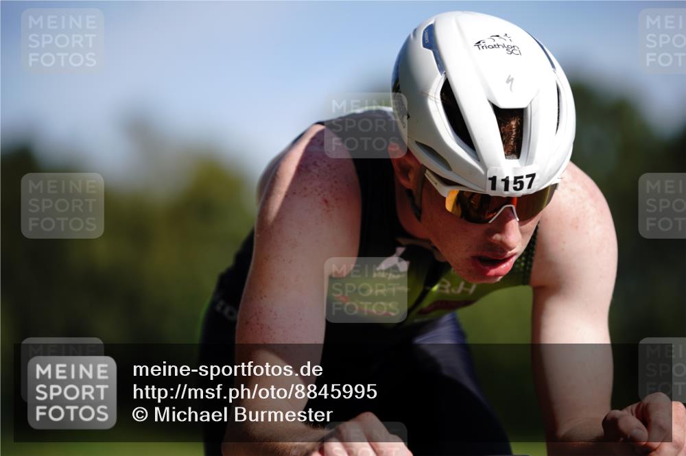 07.09.2025 - 19. Norderstedt Triathlon Michael Burmester http://msf.ph/oto/8845995 07.09.2025 11:12:23 Radfahren 1157 meine-sportfotos.de