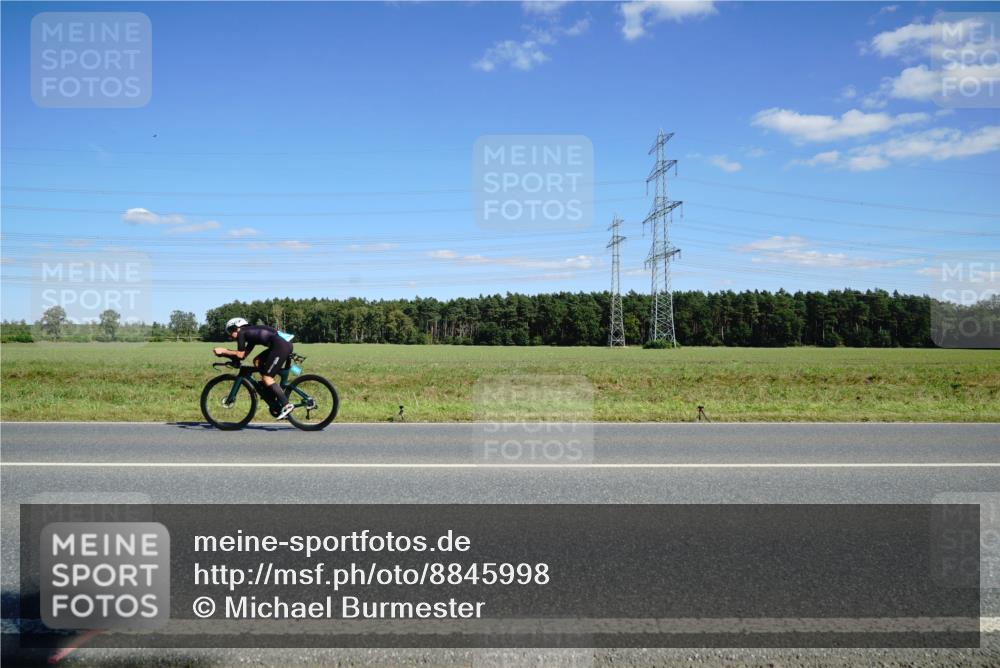 07.09.2025 - 19. Norderstedt Triathlon Michael Burmester http://msf.ph/oto/8845998 07.09.2025 15:07:20 Radfahren 1466, 1492, 1508 meine-sportfotos.de