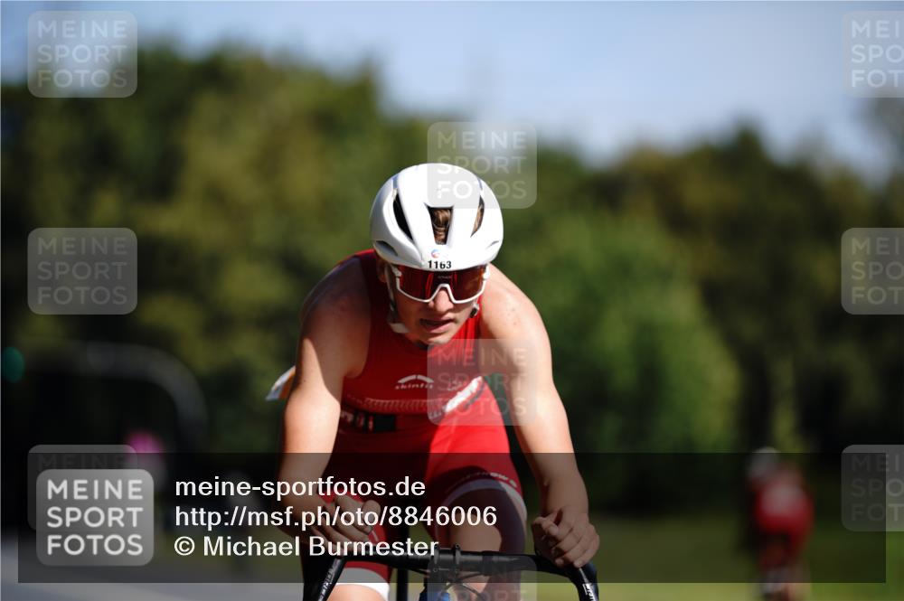 07.09.2025 - 19. Norderstedt Triathlon Michael Burmester http://msf.ph/oto/8846006 07.09.2025 11:12:35 Radfahren 1163 meine-sportfotos.de