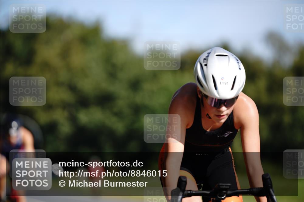 07.09.2025 - 19. Norderstedt Triathlon Michael Burmester http://msf.ph/oto/8846015 07.09.2025 11:12:39 Radfahren 1163, 1165, 1191 meine-sportfotos.de