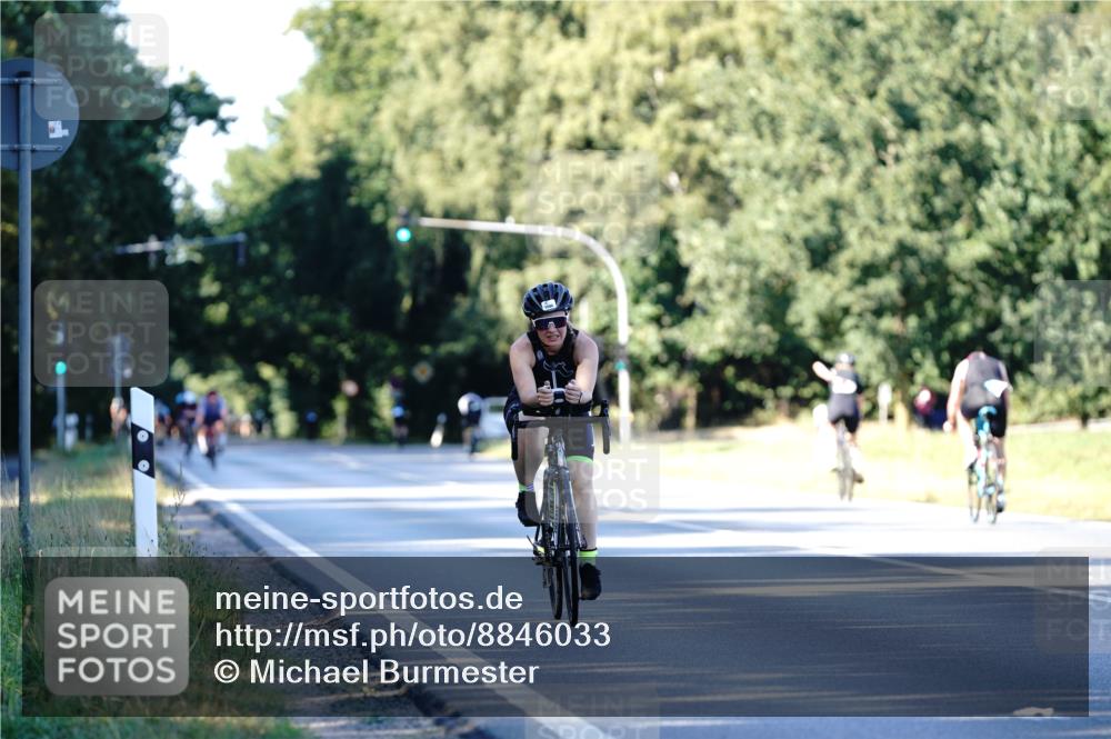 07.09.2025 - 19. Norderstedt Triathlon Michael Burmester http://msf.ph/oto/8846033 07.09.2025 16:07:51 Radfahren 957, 1086 meine-sportfotos.de