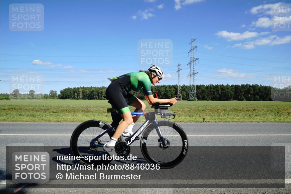 07.09.2025 - 19. Norderstedt Triathlon Michael Burmester http://msf.ph/oto/8846036 07.09.2025 15:07:43 Radfahren 1495 meine-sportfotos.de