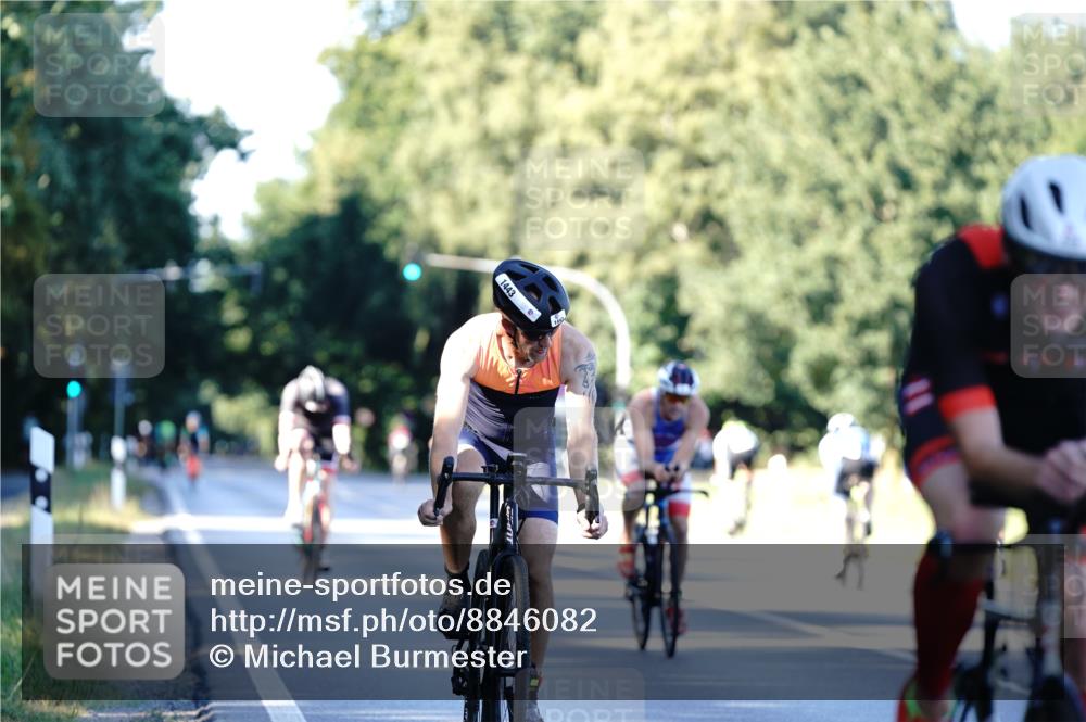 07.09.2025 - 19. Norderstedt Triathlon Michael Burmester http://msf.ph/oto/8846082 07.09.2025 16:08:20 Radfahren 461, 526, 1443, 1593 meine-sportfotos.de