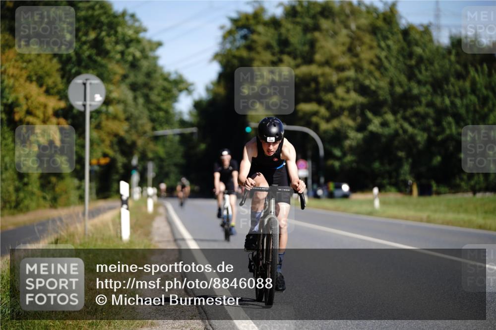 07.09.2025 - 19. Norderstedt Triathlon Michael Burmester http://msf.ph/oto/8846088 07.09.2025 11:12:57 Radfahren 1152, 1308 meine-sportfotos.de