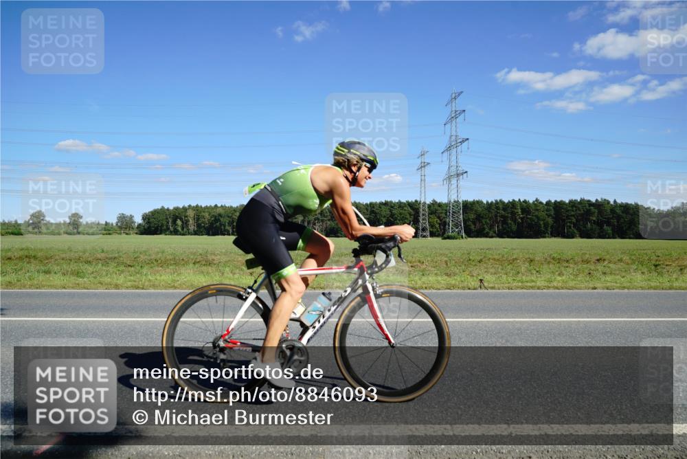 07.09.2025 - 19. Norderstedt Triathlon Michael Burmester http://msf.ph/oto/8846093 07.09.2025 15:08:29 Radfahren 474, 1511 meine-sportfotos.de