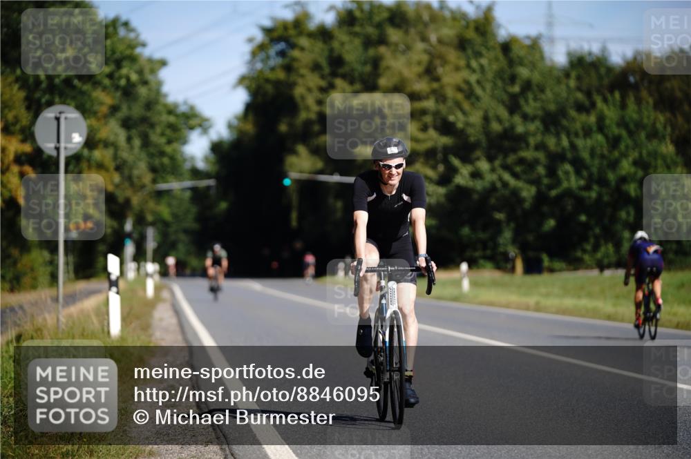 07.09.2025 - 19. Norderstedt Triathlon Michael Burmester http://msf.ph/oto/8846095 07.09.2025 11:12:59 Radfahren 306, 1152 meine-sportfotos.de