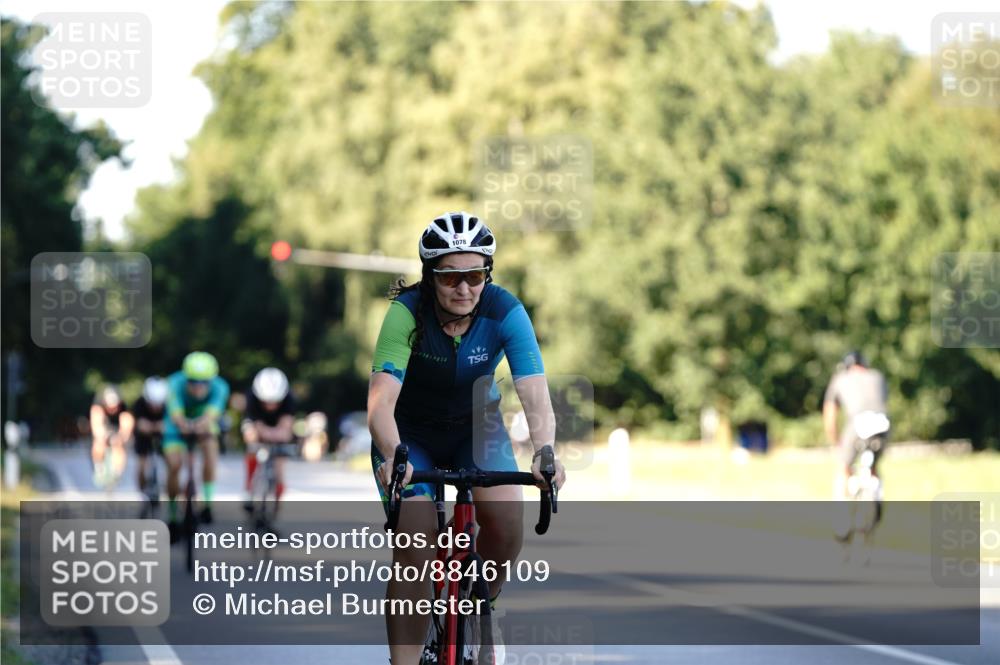 07.09.2025 - 19. Norderstedt Triathlon Michael Burmester http://msf.ph/oto/8846109 07.09.2025 16:08:34 Radfahren 1078 meine-sportfotos.de
