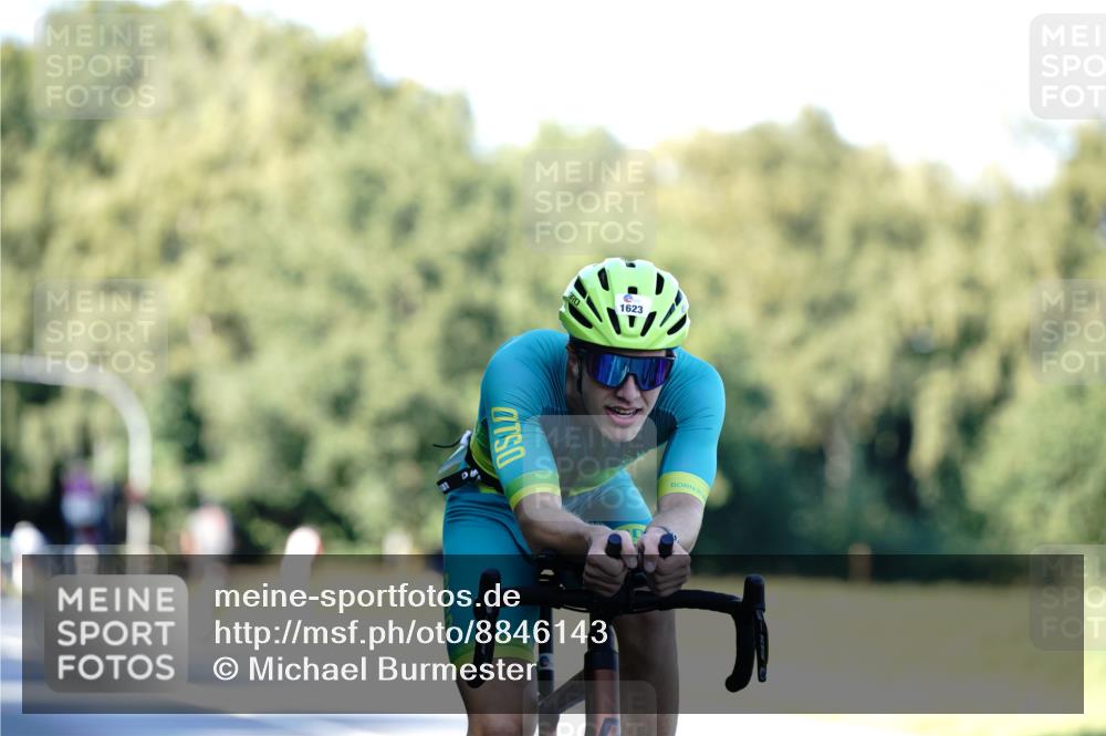 07.09.2025 - 19. Norderstedt Triathlon Michael Burmester http://msf.ph/oto/8846143 07.09.2025 16:08:38 Radfahren 927, 1078, 1458, 1623 meine-sportfotos.de