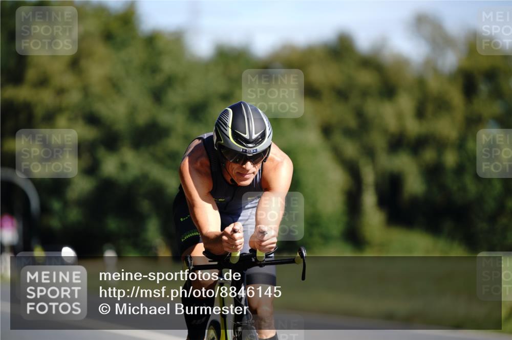 07.09.2025 - 19. Norderstedt Triathlon Michael Burmester http://msf.ph/oto/8846145 07.09.2025 11:13:39 Radfahren 225 meine-sportfotos.de