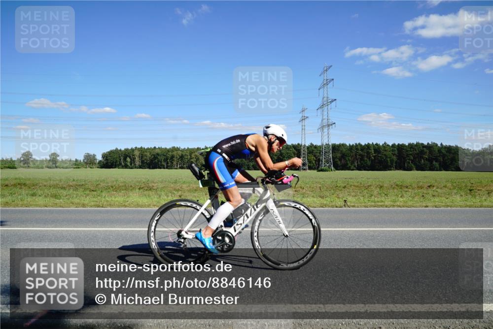 07.09.2025 - 19. Norderstedt Triathlon Michael Burmester http://msf.ph/oto/8846146 07.09.2025 15:09:17 Radfahren 477, 1424, 1494 meine-sportfotos.de