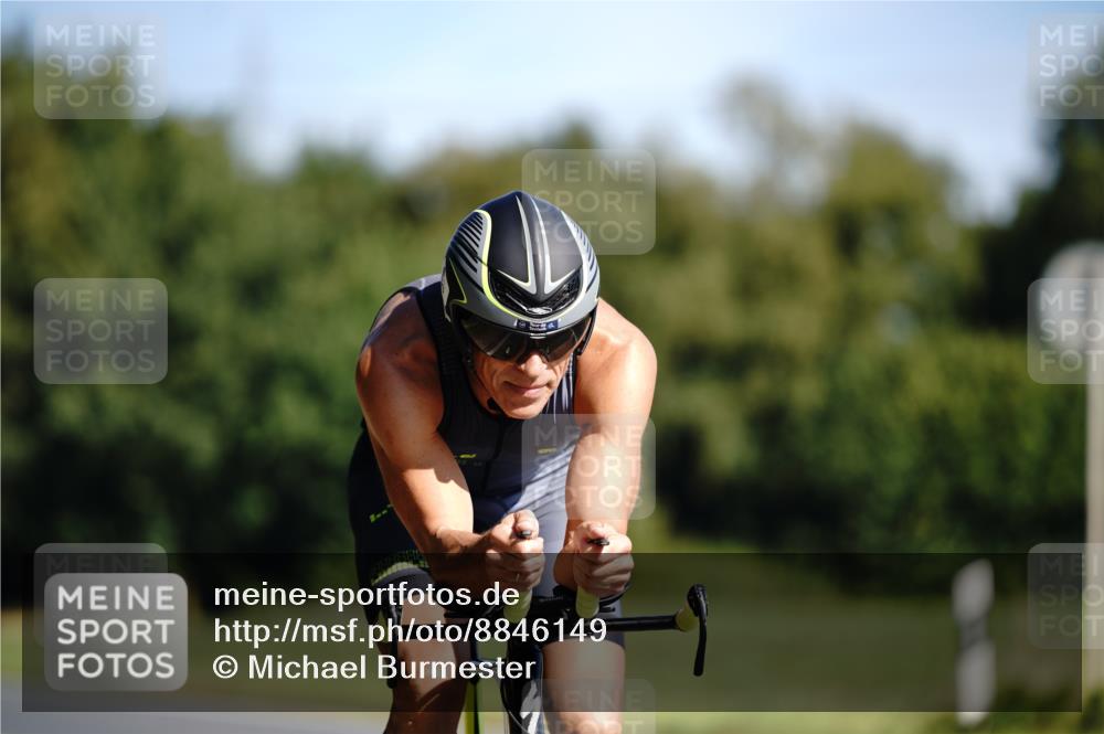 07.09.2025 - 19. Norderstedt Triathlon Michael Burmester http://msf.ph/oto/8846149 07.09.2025 11:13:39 Radfahren 225 meine-sportfotos.de