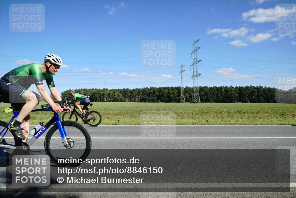 07.09.2025 - 19. Norderstedt Triathlon Michael Burmester http://msf.ph/oto/8846150 07.09.2025 15:09:18 Radfahren 477, 1424, 1494 meine-sportfotos.de