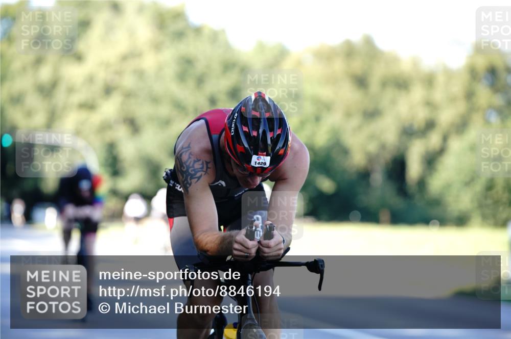 07.09.2025 - 19. Norderstedt Triathlon Michael Burmester http://msf.ph/oto/8846194 07.09.2025 16:08:46 Radfahren 482, 916, 1429 meine-sportfotos.de