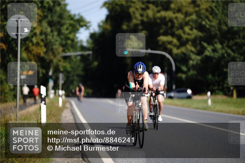 07.09.2025 - 19. Norderstedt Triathlon Michael Burmester http://msf.ph/oto/8846241 07.09.2025 11:14:31 Radfahren 1218, 1253 meine-sportfotos.de