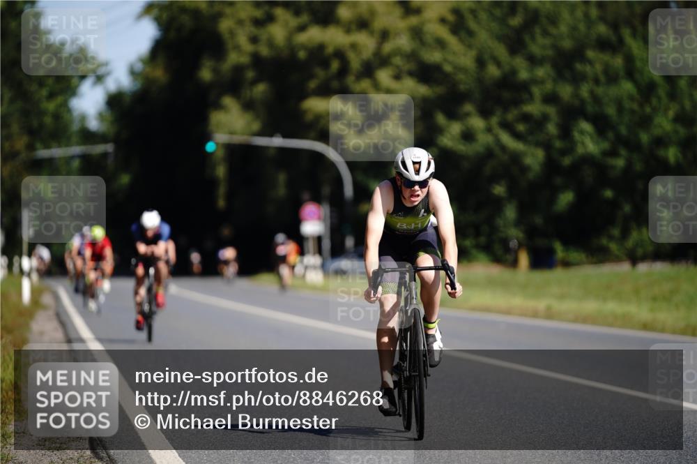 07.09.2025 - 19. Norderstedt Triathlon Michael Burmester http://msf.ph/oto/8846268 07.09.2025 11:15:09 Radfahren 844, 1180 meine-sportfotos.de