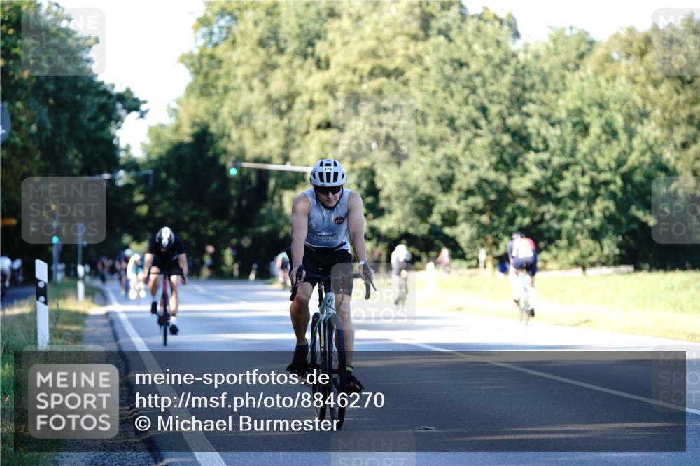 07.09.2025 - 19. Norderstedt Triathlon Michael Burmester http://msf.ph/oto/8846270 07.09.2025 16:09:14 Radfahren 378, 1546 meine-sportfotos.de
