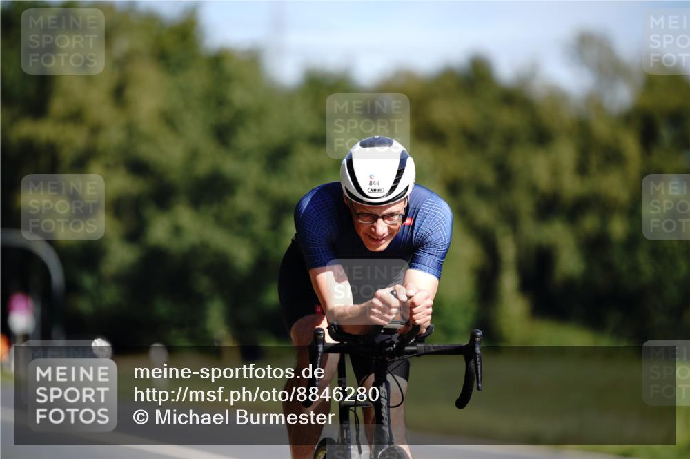 07.09.2025 - 19. Norderstedt Triathlon Michael Burmester http://msf.ph/oto/8846280 07.09.2025 11:15:12 Radfahren 844, 1180 meine-sportfotos.de