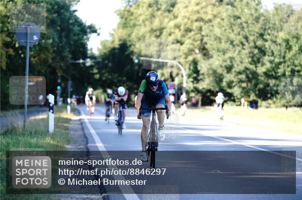 07.09.2025 - 19. Norderstedt Triathlon Michael Burmester http://msf.ph/oto/8846297 07.09.2025 16:09:20 Radfahren 1080, 1420 meine-sportfotos.de